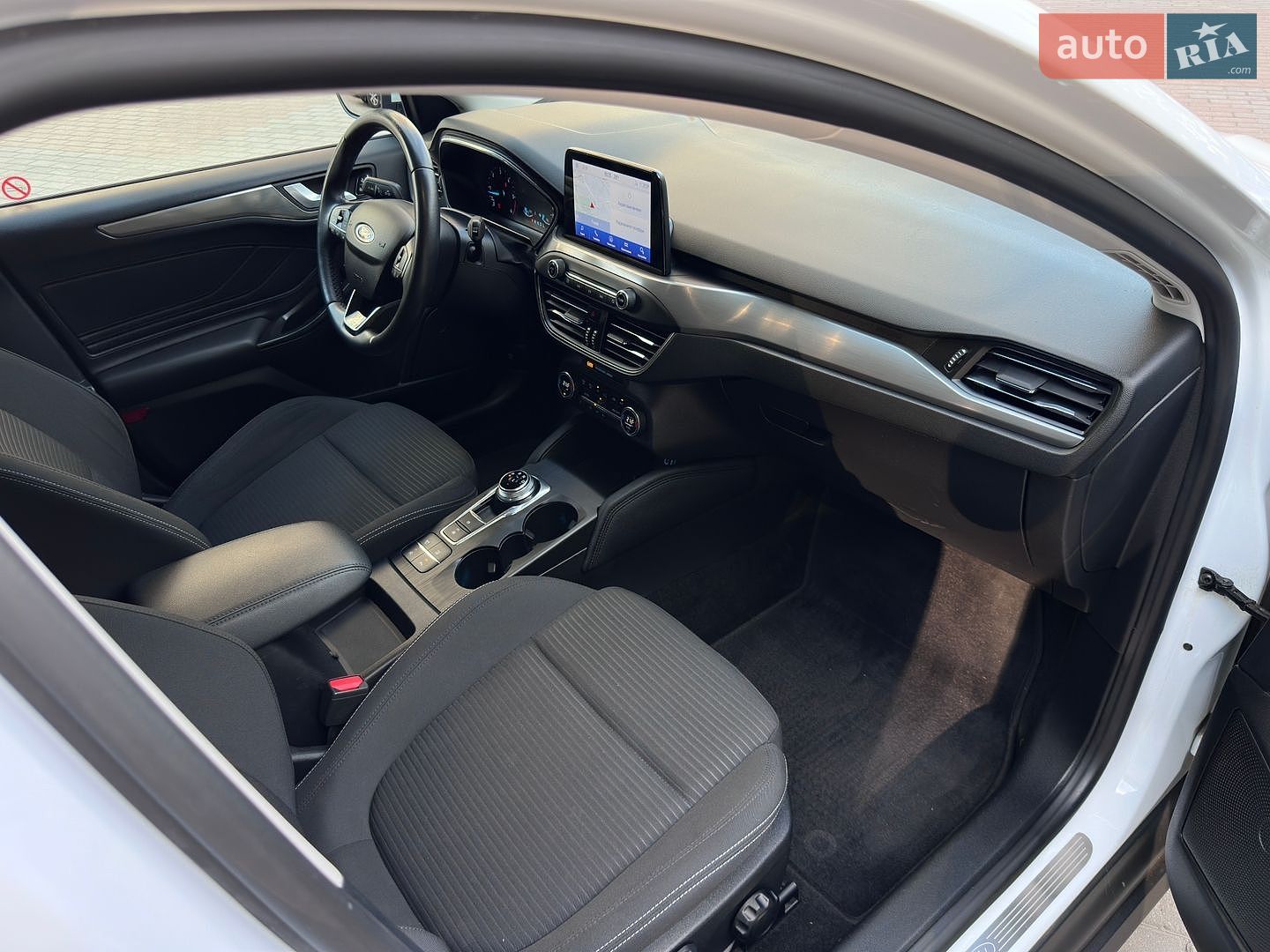 Ford Focus 2021 VIN WF0PXXGCHPMJ27104 фото оголошення 39 з 61