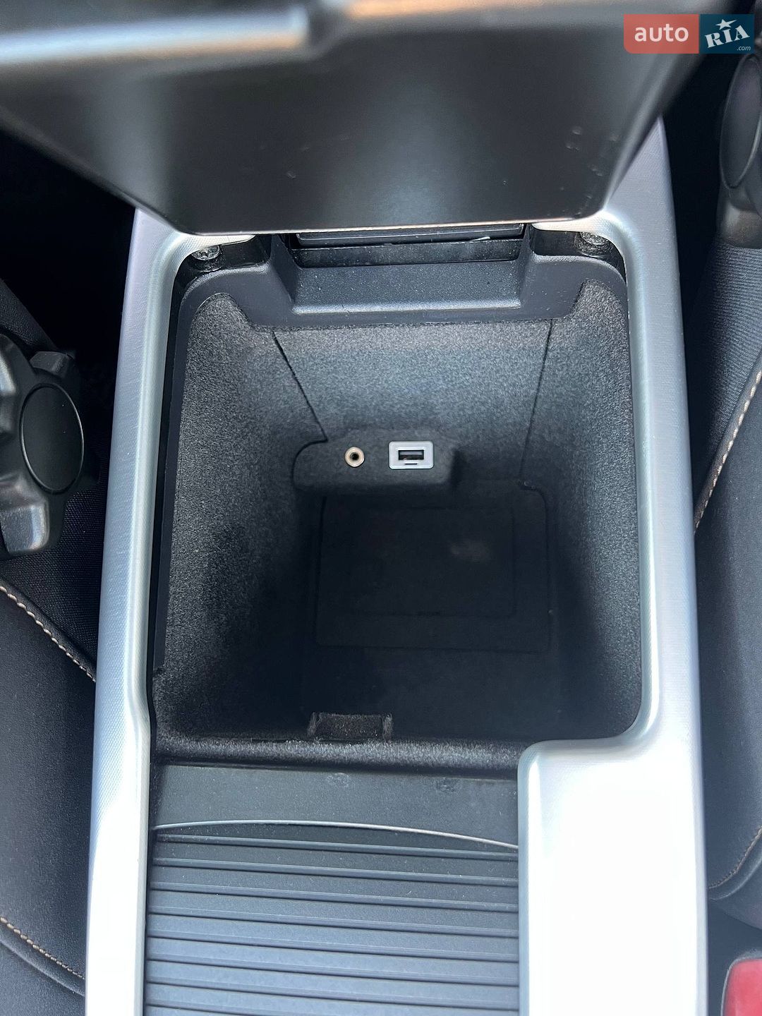 Volvo S40 2010 VIN YV1MS76E2A2511871 фото оголошення 18 з 42