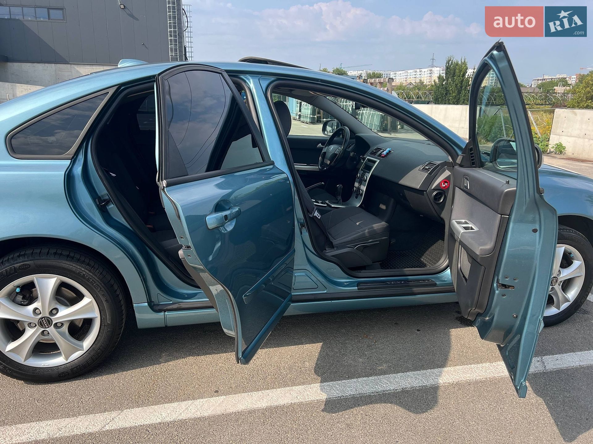 Volvo S40 2010 VIN YV1MS76E2A2511871 фото оголошення 5 з 42