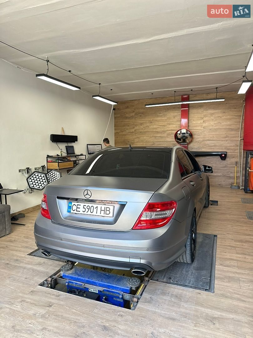 Mercedes-Benz C-Class 2010 VIN WDD2040251A385312 фото оголошення 10 з 38