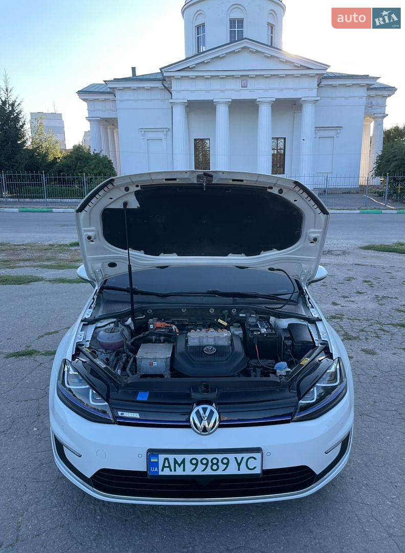Volkswagen e-Golf 2015 VIN WVWZZZAUZGW902068 фото оголошення 9 з 21