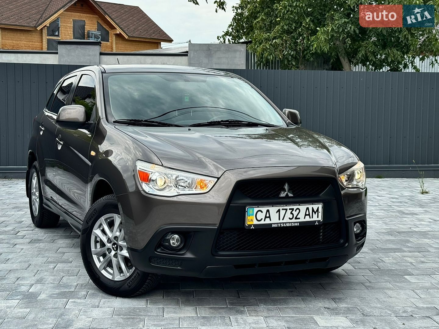 Mitsubishi ASX 2011 VIN JMBXTGA3WBZ008559 фото оголошення 4 з 113