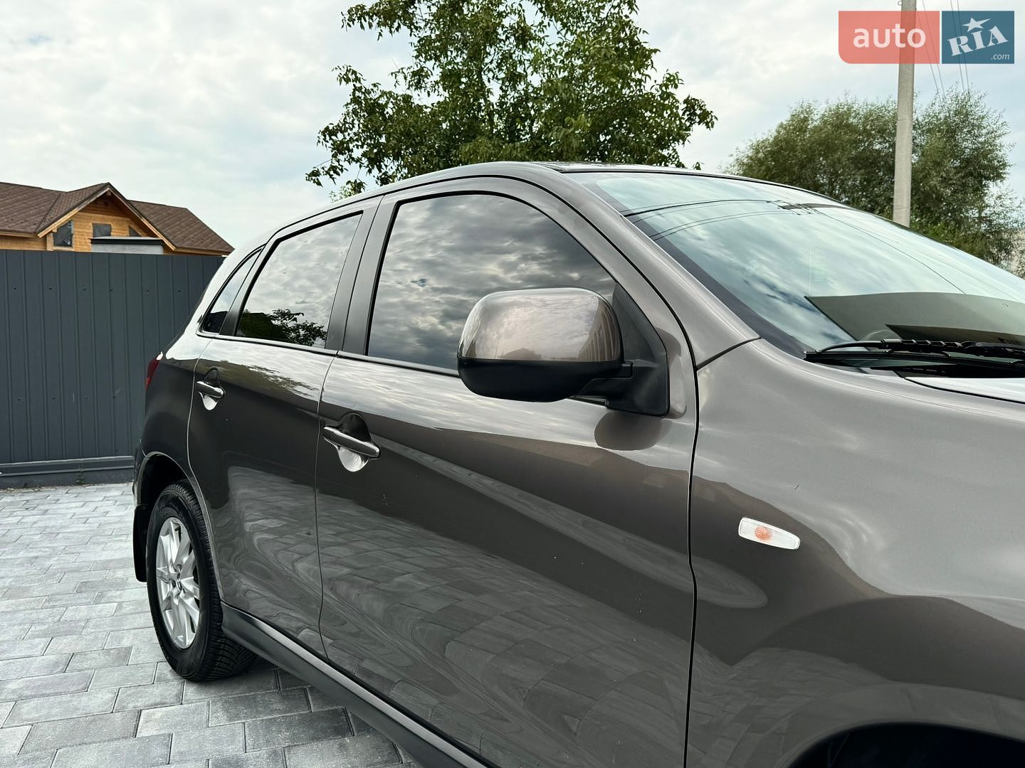 Mitsubishi ASX 2011 VIN JMBXTGA3WBZ008559 фото оголошення 15 з 113