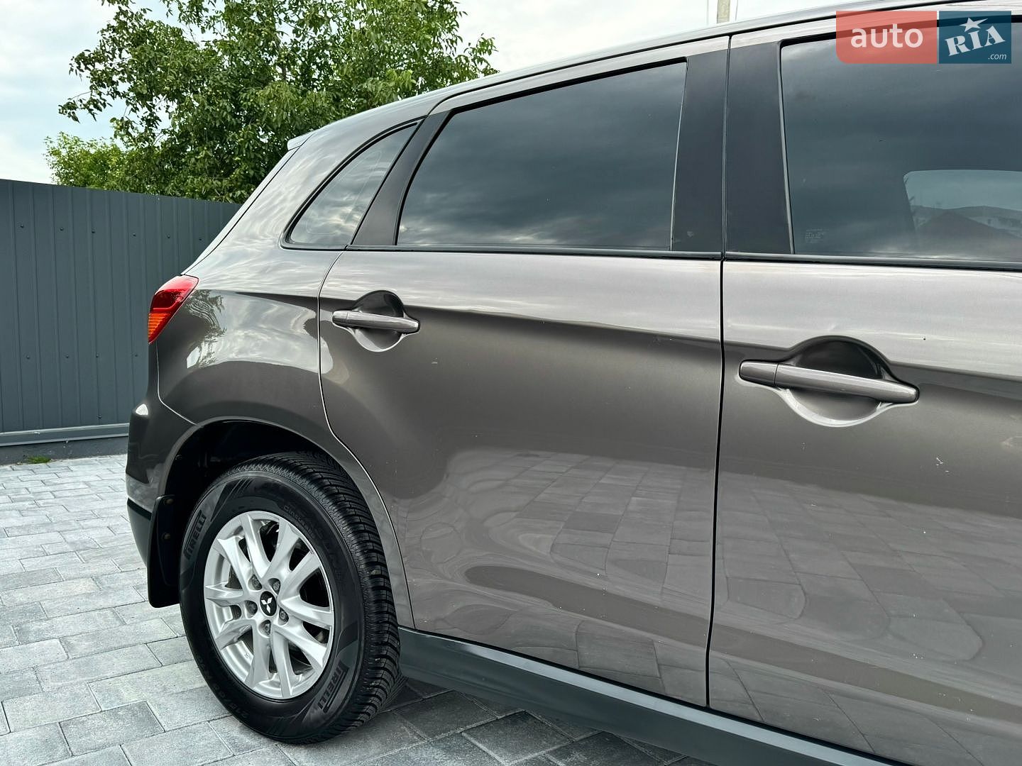 Mitsubishi ASX 2011 VIN JMBXTGA3WBZ008559 фото оголошення 18 з 113