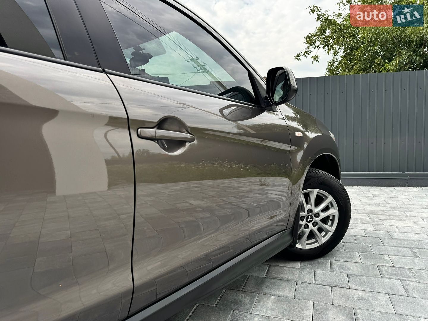 Mitsubishi ASX 2011 VIN JMBXTGA3WBZ008559 фото оголошення 64 з 113