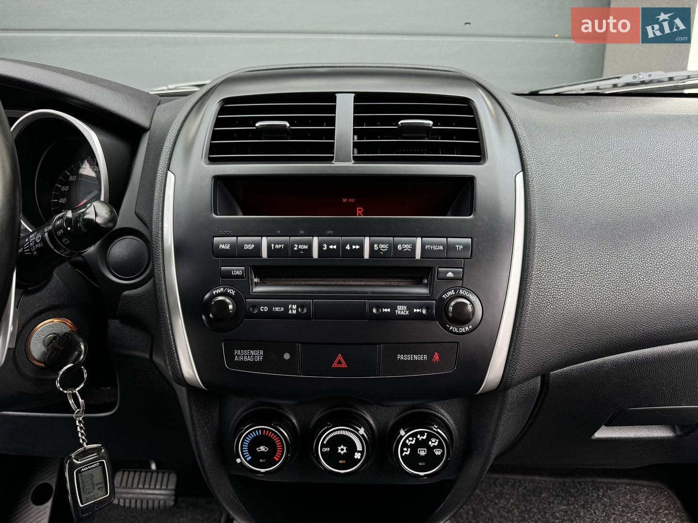 Mitsubishi ASX 2011 VIN JMBXTGA3WBZ008559 фото оголошення 89 з 113