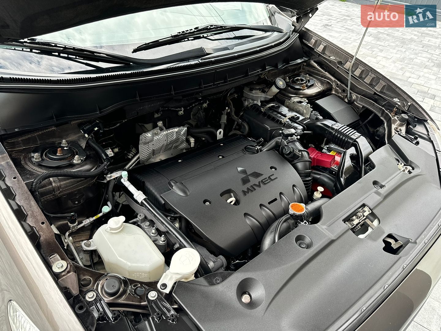 Mitsubishi ASX 2011 VIN JMBXTGA3WBZ008559 фото оголошення 107 з 113