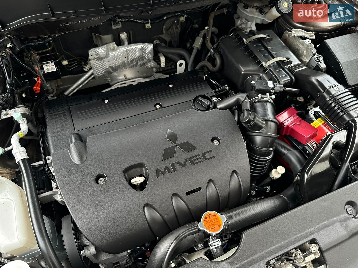 Mitsubishi ASX 2011 VIN JMBXTGA3WBZ008559 фото оголошення 108 з 113