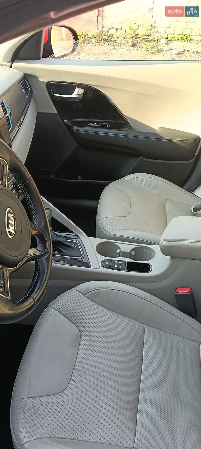 Kia Niro 2017 VIN KNDCE3LC3H5041226 фото оголошення 29 з 36
