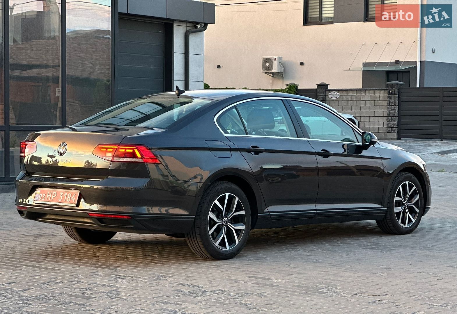 Volkswagen Passat 2021 VIN WVWZZZ3CZME026555 фото оголошення 9 з 69