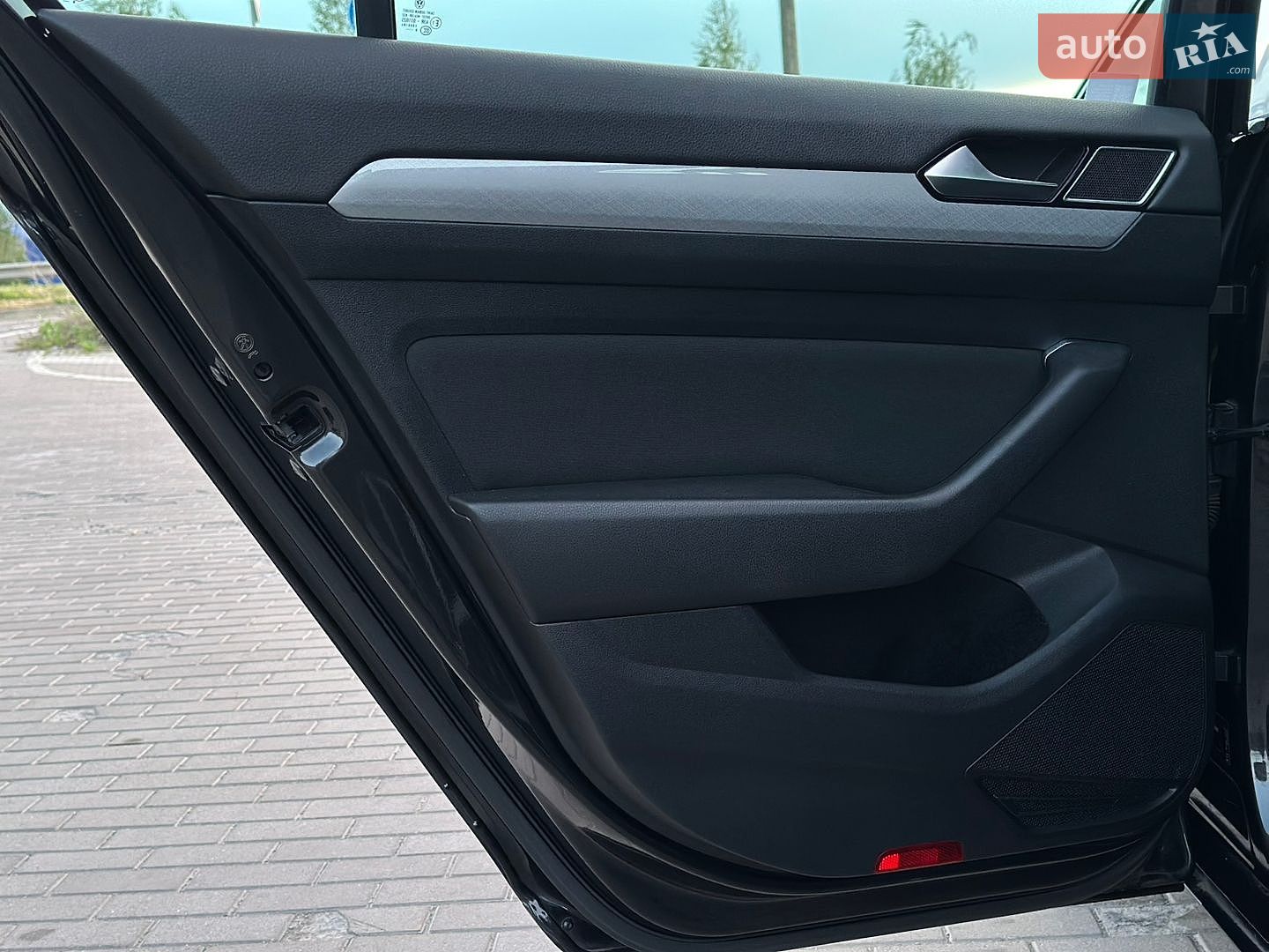 Volkswagen Passat 2021 VIN WVWZZZ3CZME026555 фото оголошення 36 з 69