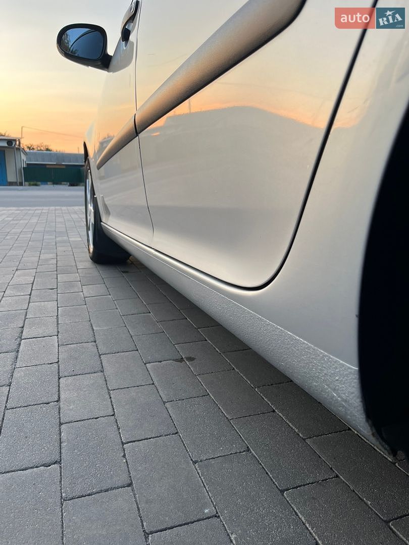 Volkswagen Golf 2008 VIN WVWZZZ1KZ8P122359 фото оголошення 19 з 57