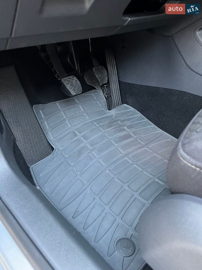 Volkswagen Golf 2008 VIN WVWZZZ1KZ8P122359 фото оголошення 24 з 57