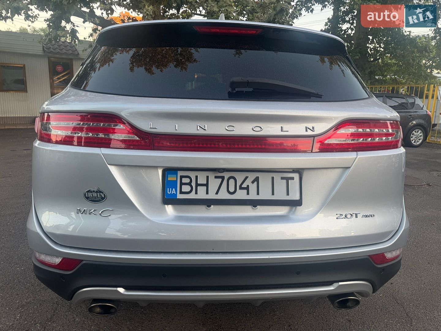 Lincoln MKC 2017 VIN 5LMCJ1D96HUL45460 фото оголошення 15 з 33