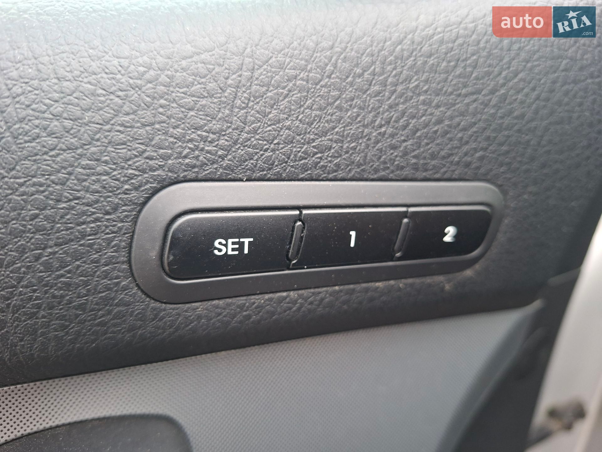 Kia Sorento 2014 VIN KNAKU814DE5533051 фото оголошення 11 з 29