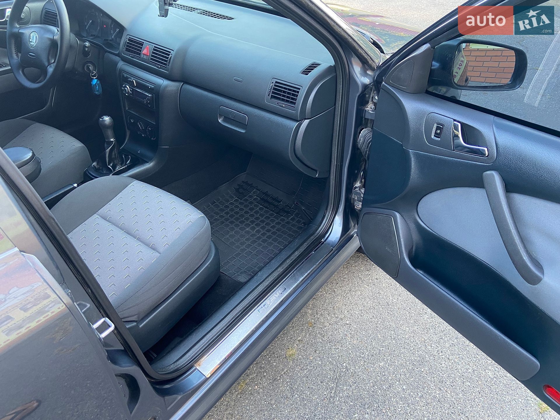Skoda Octavia 2009 VIN TMBDX41U99B011277 фото оголошення 13 з 15