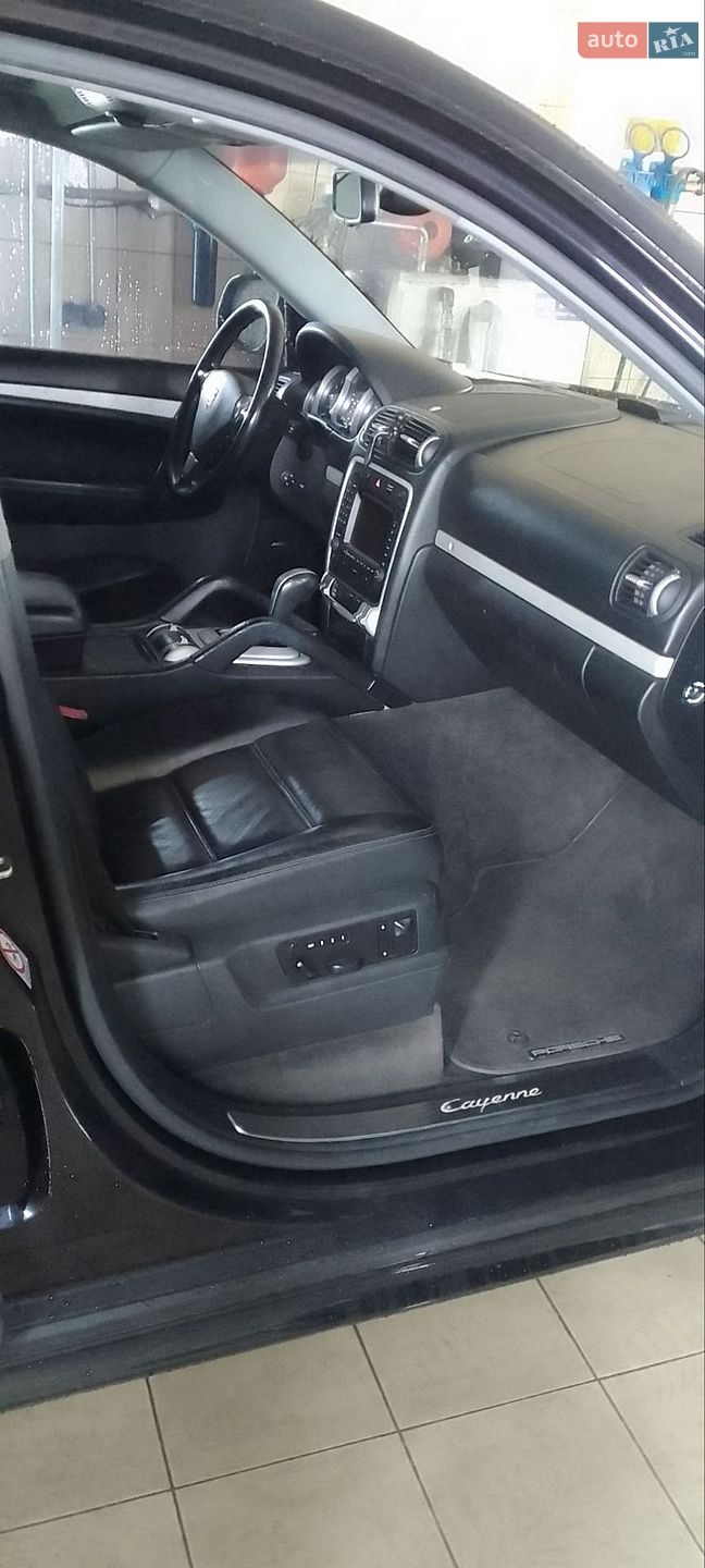 Porsche Cayenne 2005 VIN WP1ZZZ9PZ6LA41462 фото оголошення 19 з 38