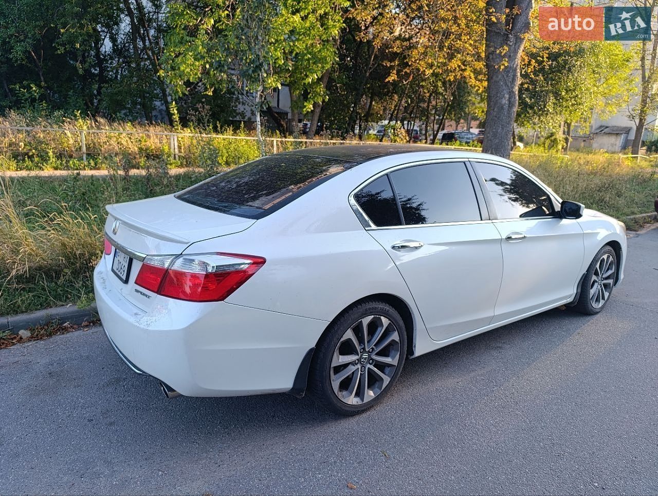 Honda Accord 2014 VIN 1HGCR2F58EA271862 фото оголошення 3 з 13
