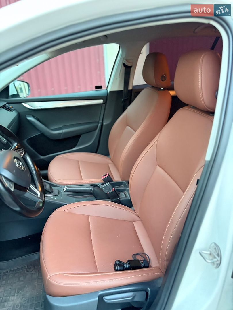 Skoda Octavia 2018 VIN TMBJG7NE6J0362591 фото оголошення 8 з 13
