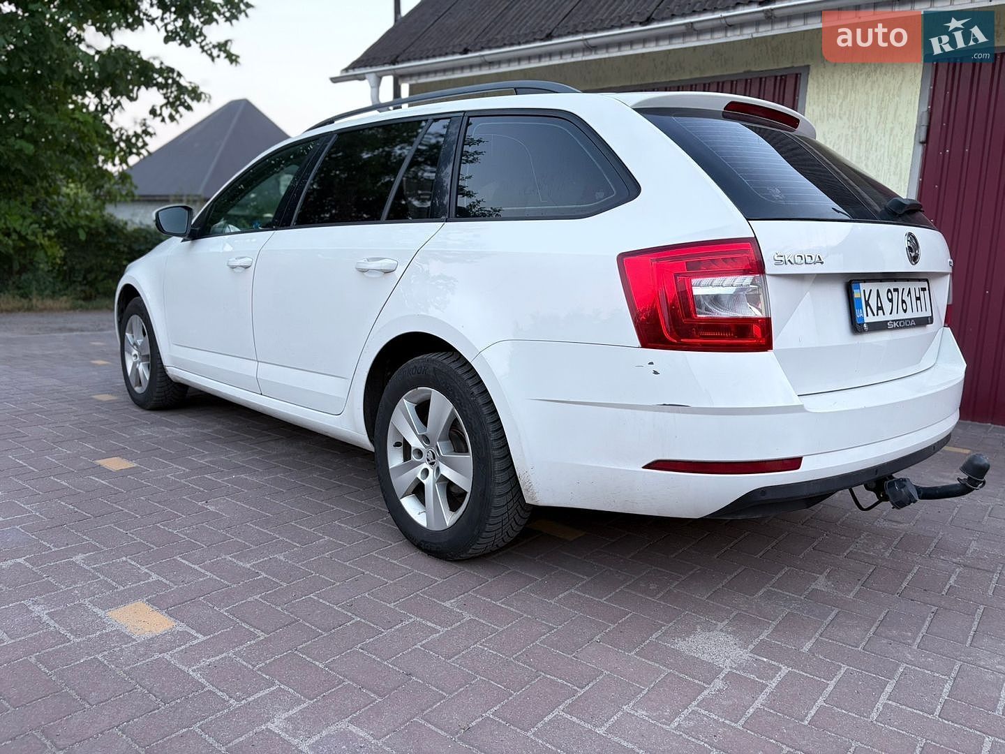 Skoda Octavia 2018 VIN TMBJG7NE6J0362591 фото оголошення 4 з 13