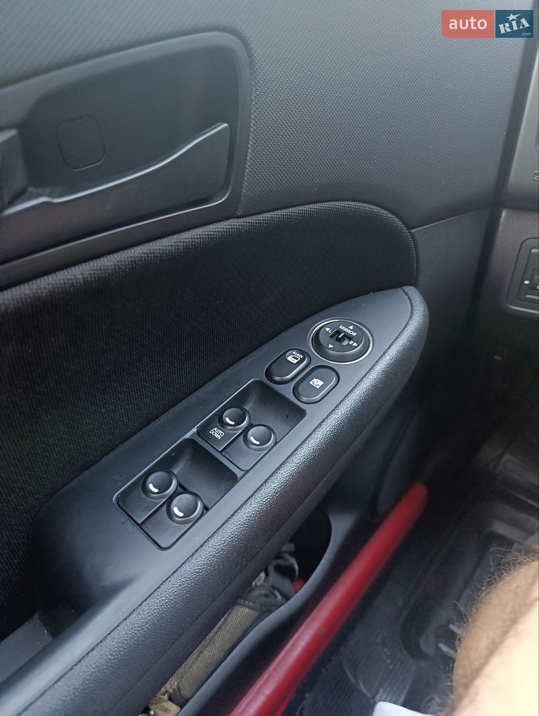 Hyundai i30 2010 VIN TMADB81DBBJ048965 фото оголошення 14 з 15