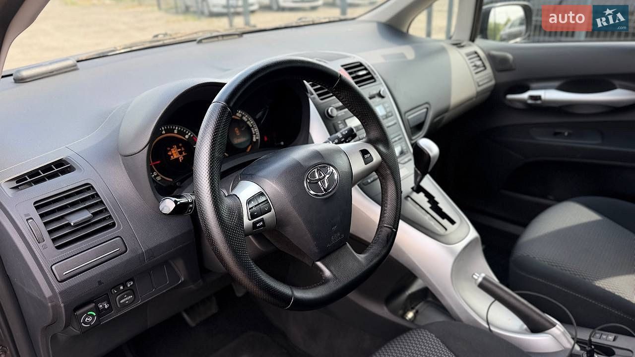 Toyota Auris 2010 VIN NMTKV56E00R064366 фото оголошення 11 з 26