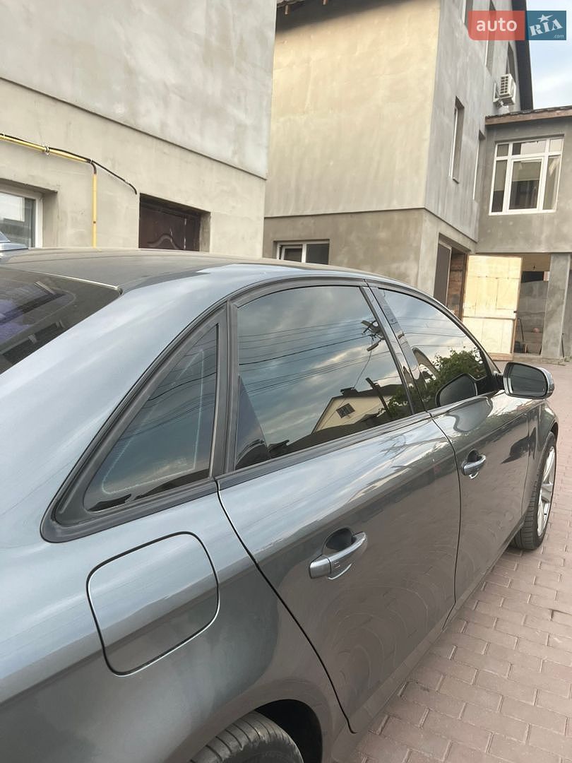 Audi A4 2014 VIN WAUZZZ8K7EN042521 фото оголошення 13 з 24