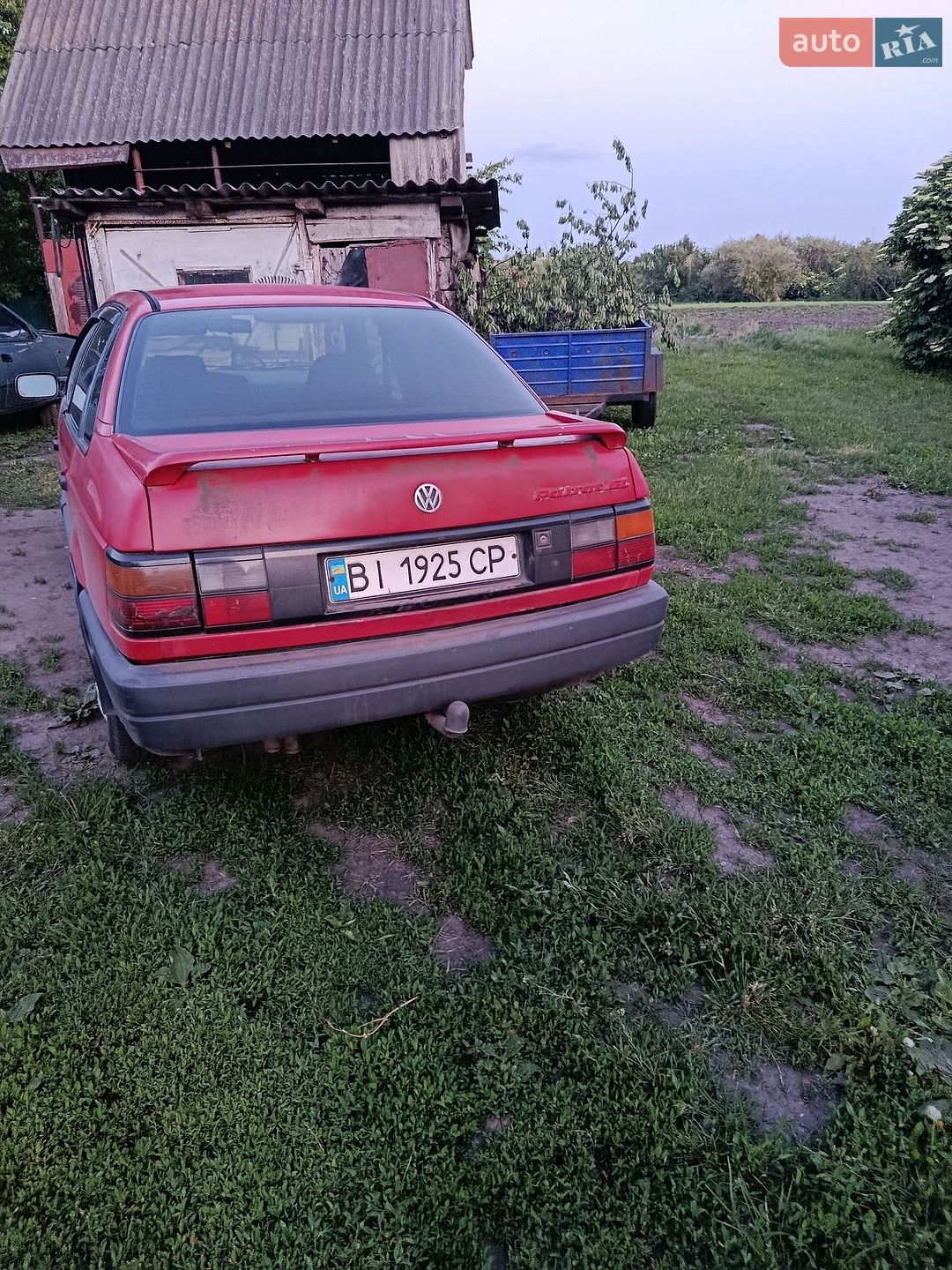 Volkswagen Passat 1989 VIN WVWZZZ31ZKB047804 фото оголошення 3 з 7