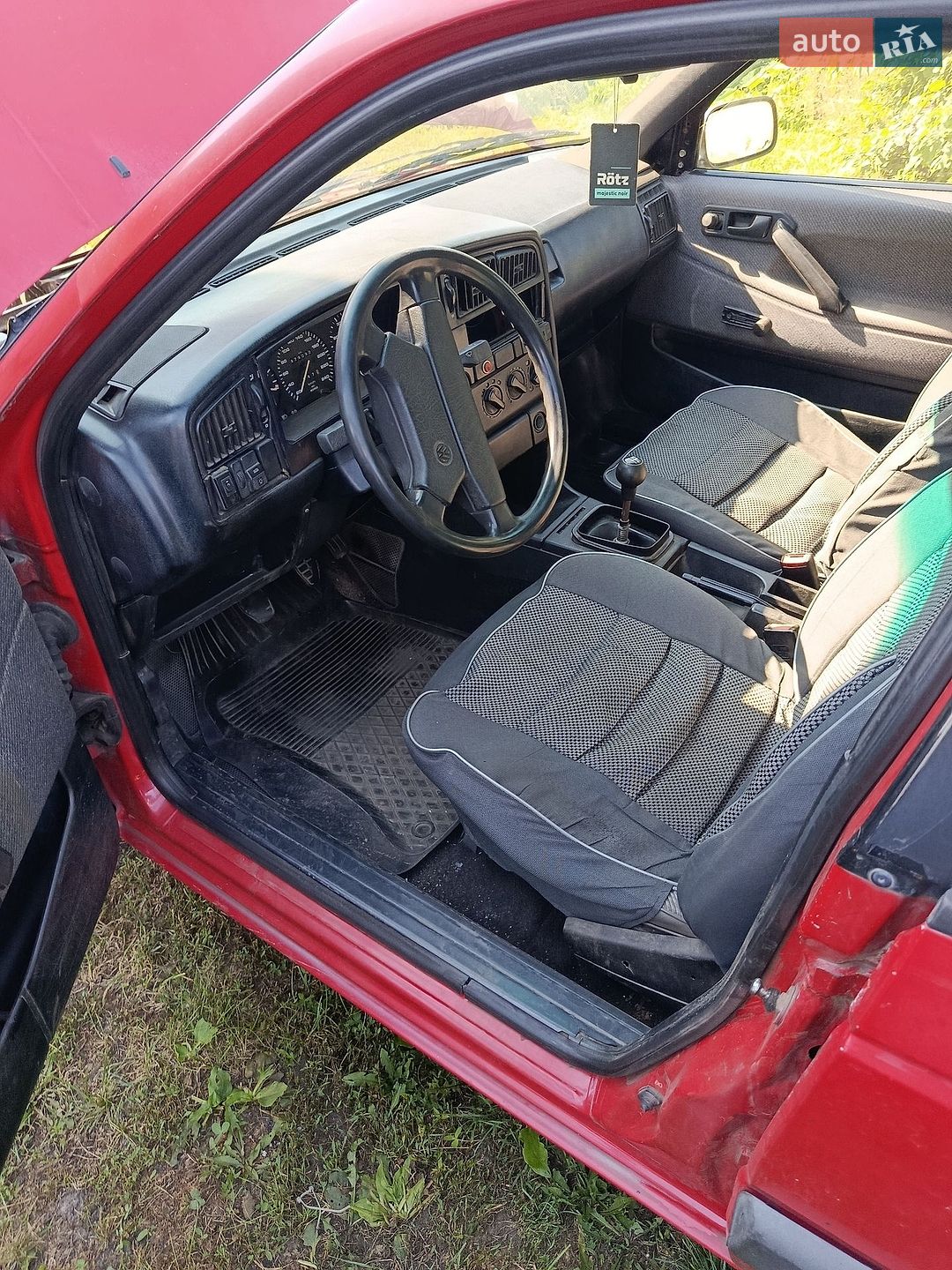 Volkswagen Passat 1989 VIN WVWZZZ31ZKB047804 фото оголошення 6 з 7