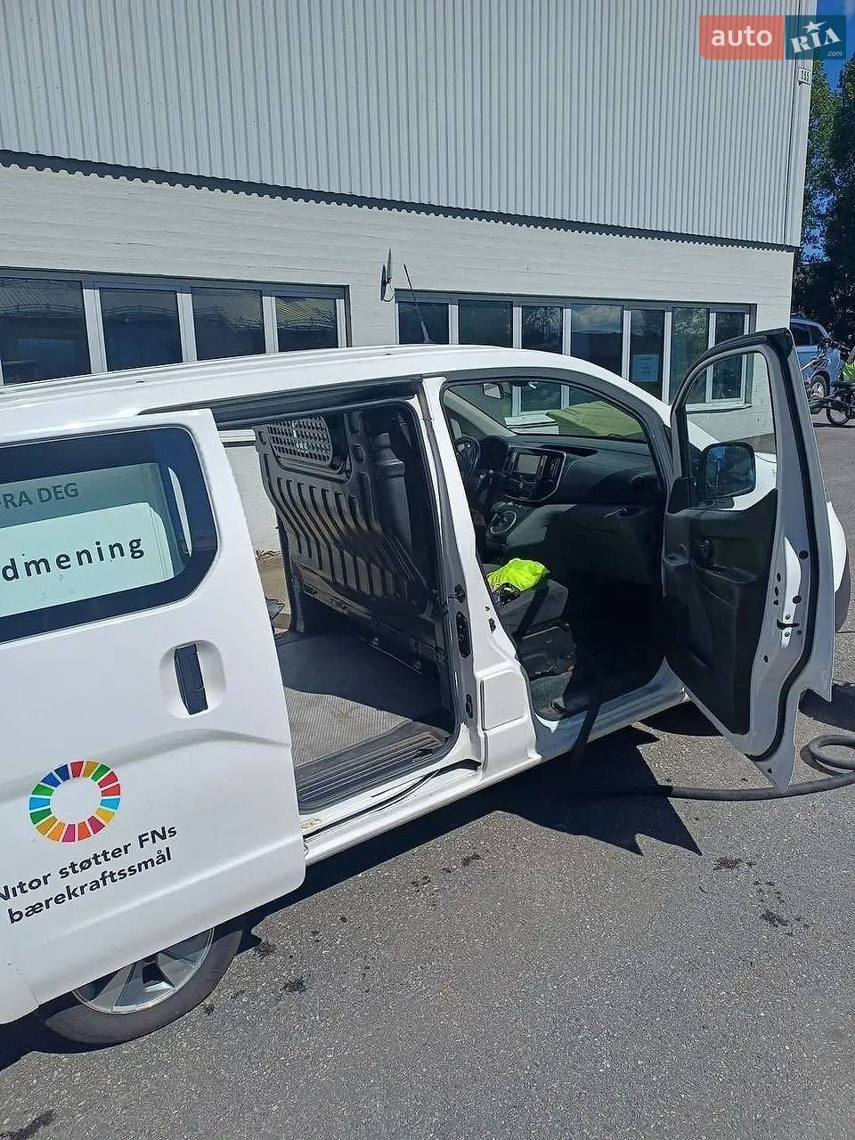 Nissan e-NV200 2020 VIN VSKYAAME0U0622288 фото оголошення 11 з 12