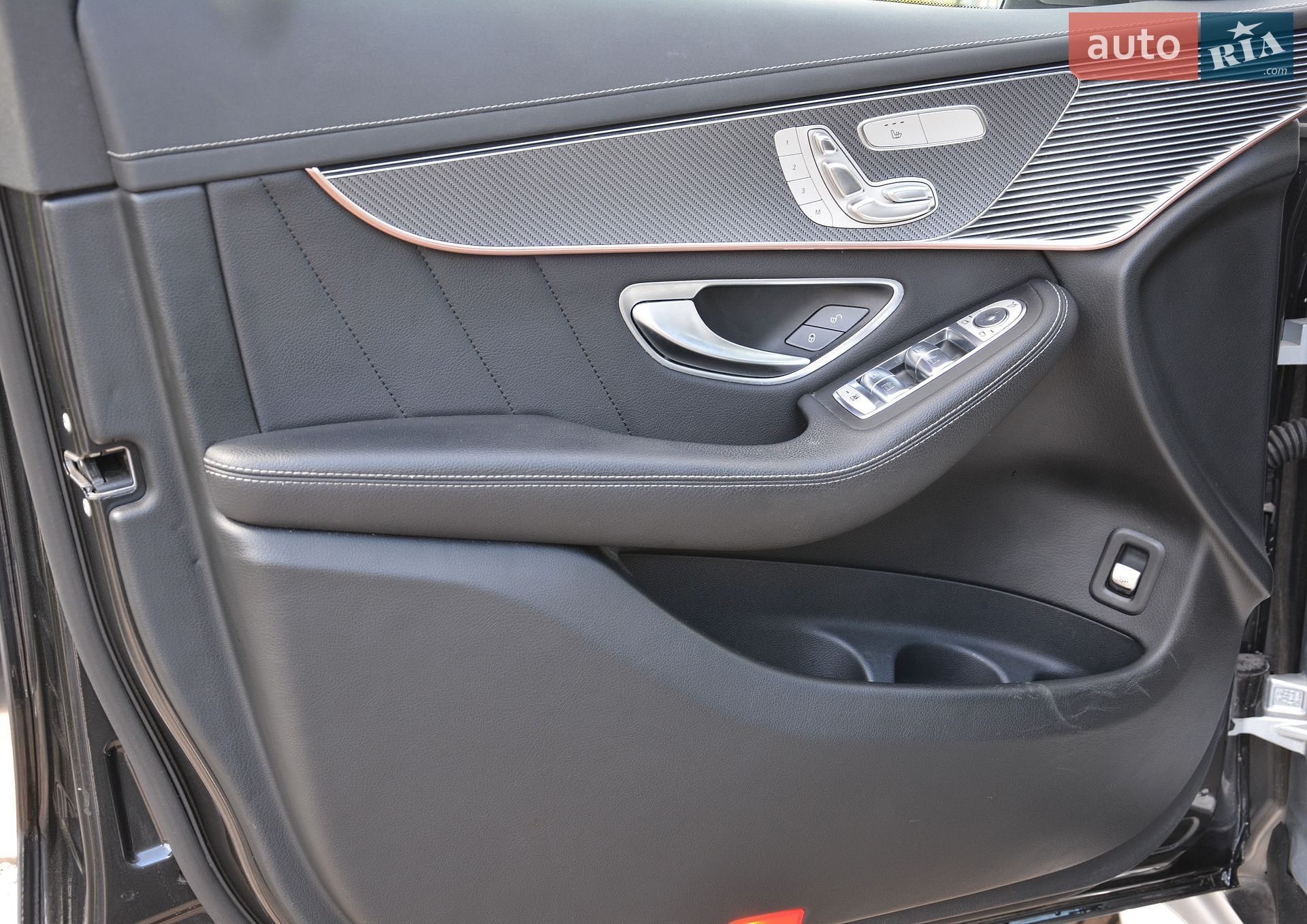 Mercedes-Benz EQC 2020 VIN W1K2938901F004737 фото оголошення 21 з 86