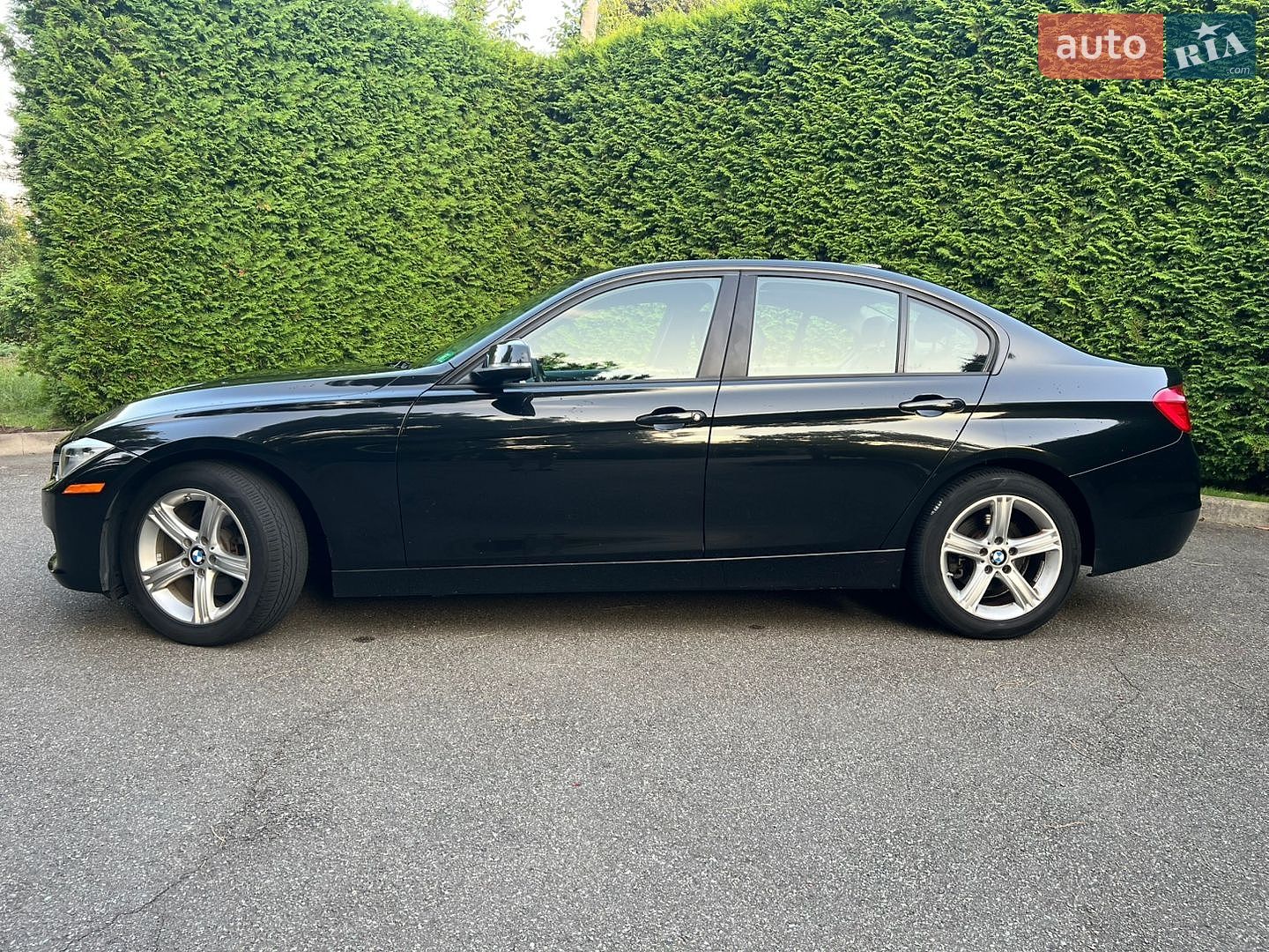BMW 3 Series 2014 VIN WBA3B5G57FNS16524 фото оголошення 4 з 18
