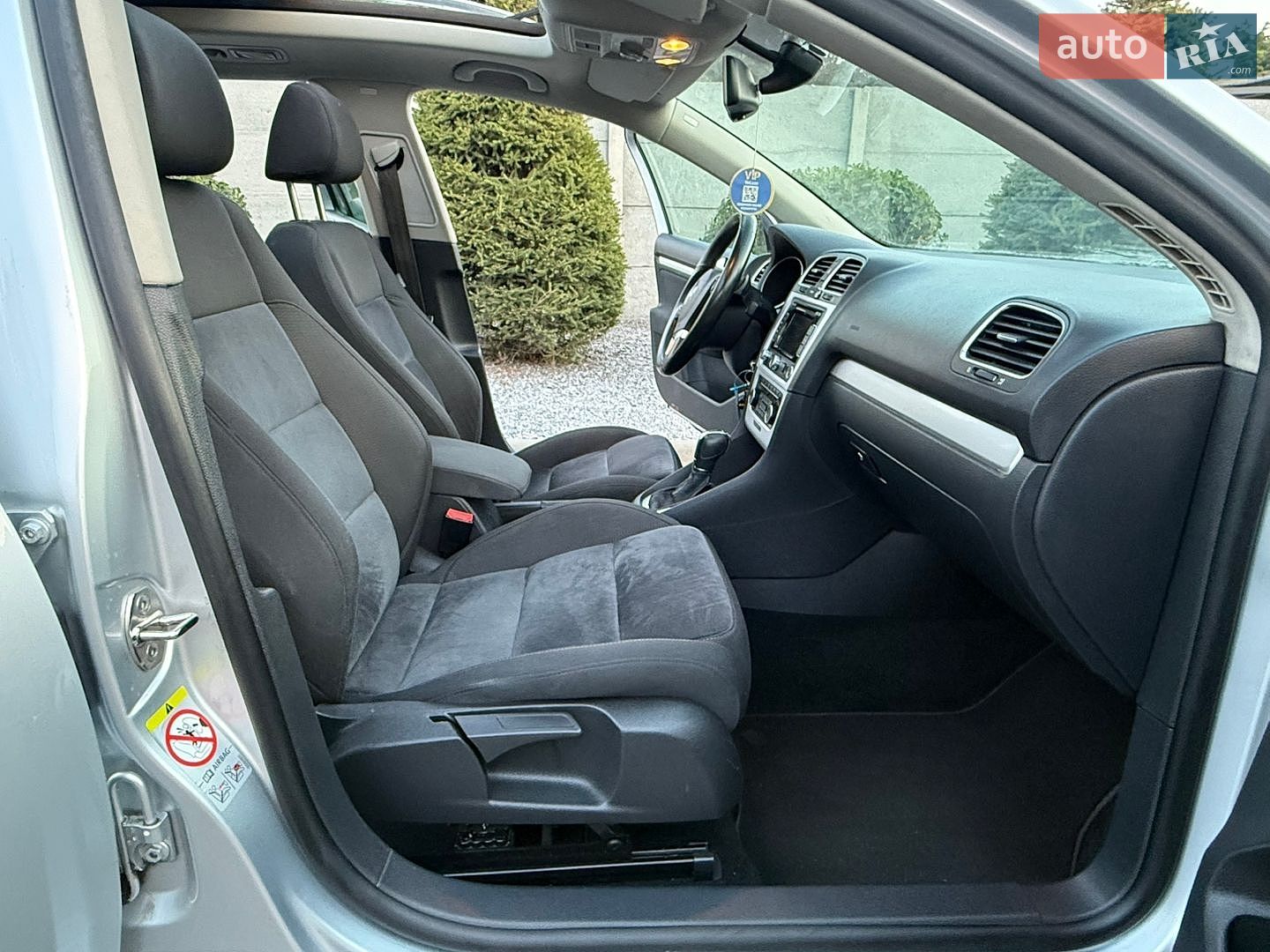 Volkswagen Golf 2012 VIN WVWZZZ1KZBM716217 фото оголошення 57 з 121