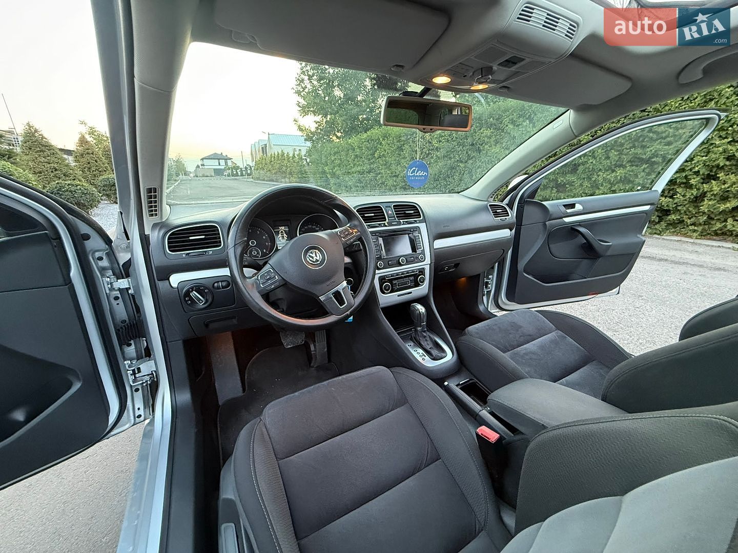 Volkswagen Golf 2012 VIN WVWZZZ1KZBM716217 фото оголошення 67 з 121