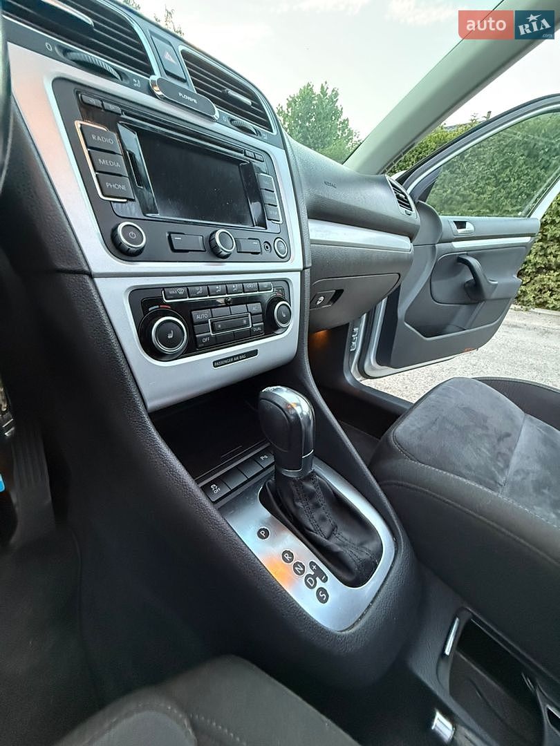 Volkswagen Golf 2012 VIN WVWZZZ1KZBM716217 фото оголошення 72 з 121