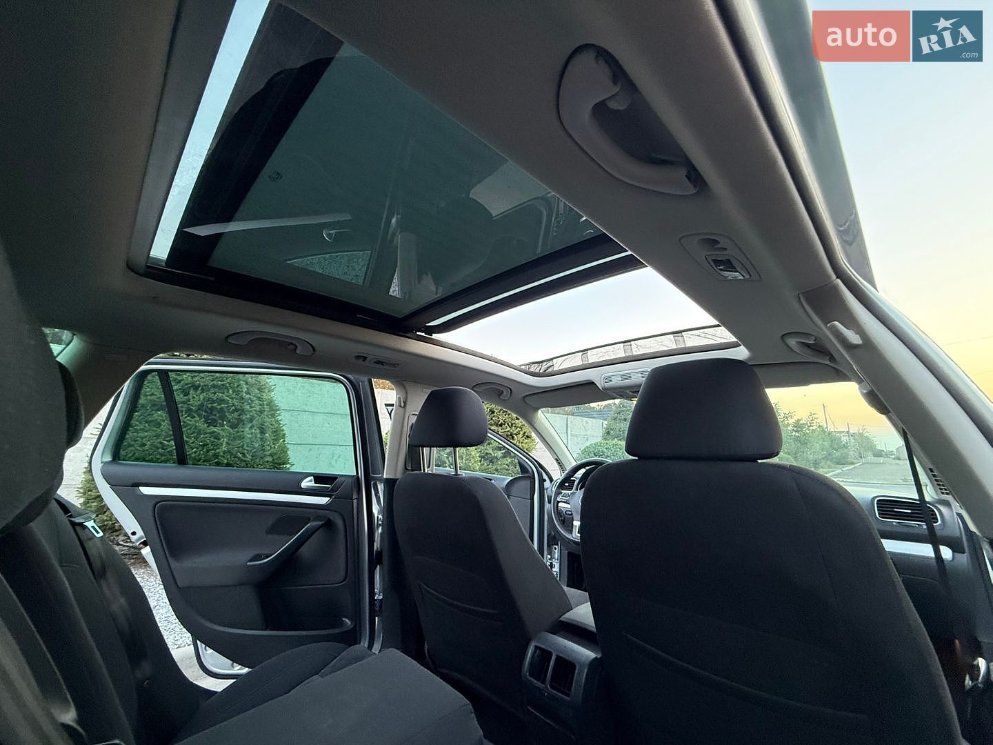 Volkswagen Golf 2012 VIN WVWZZZ1KZBM716217 фото оголошення 88 з 121