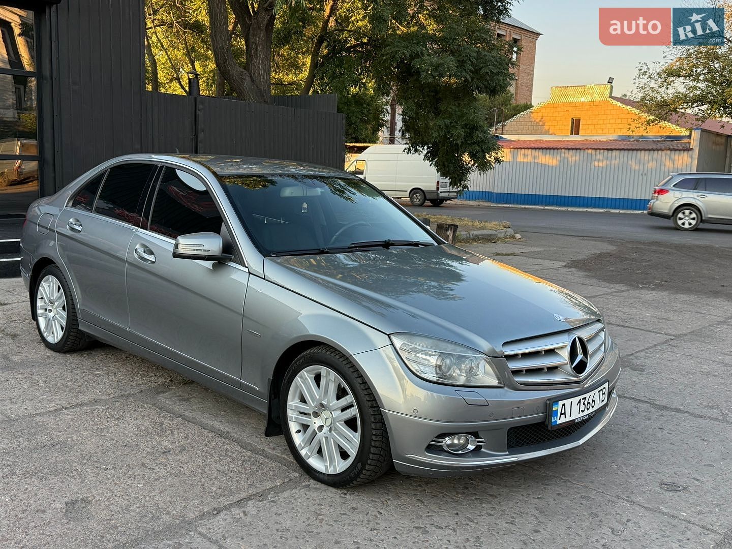 Mercedes-Benz C-Class 2009 VIN WDD2040871F458048 фото оголошення 38 з 45