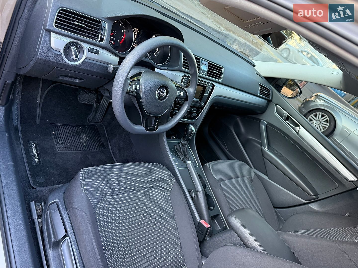 Mercedes-Benz C-Class 2009 VIN WDD2040871F458048 фото оголошення 39 з 45