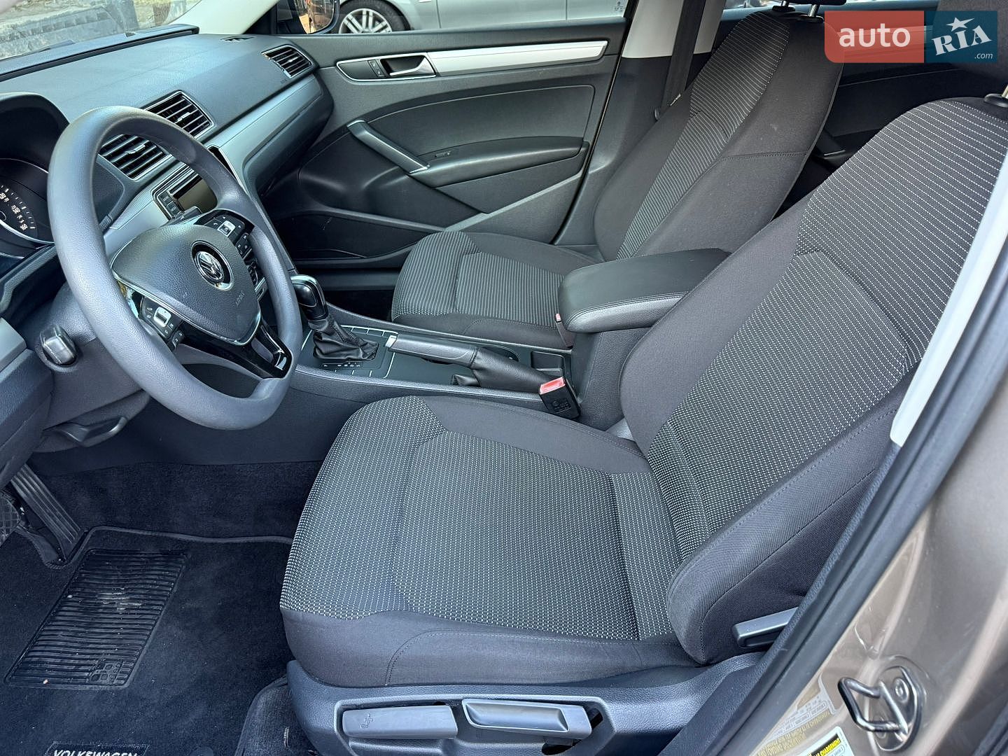Mercedes-Benz C-Class 2009 VIN WDD2040871F458048 фото оголошення 44 з 45