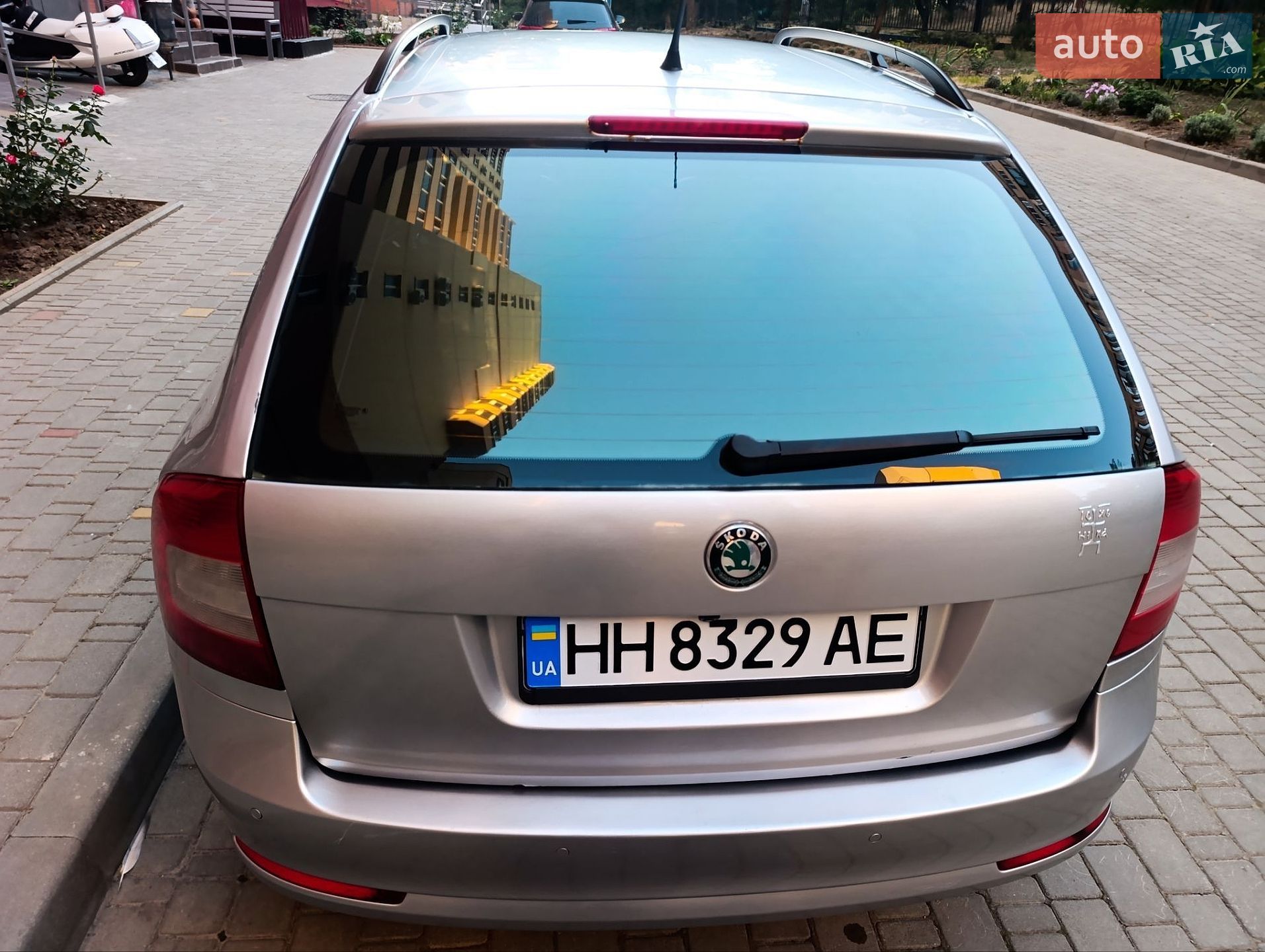 Skoda Octavia 2010 VIN TMBJJ21Z0B2038863 фото оголошення 5 з 23