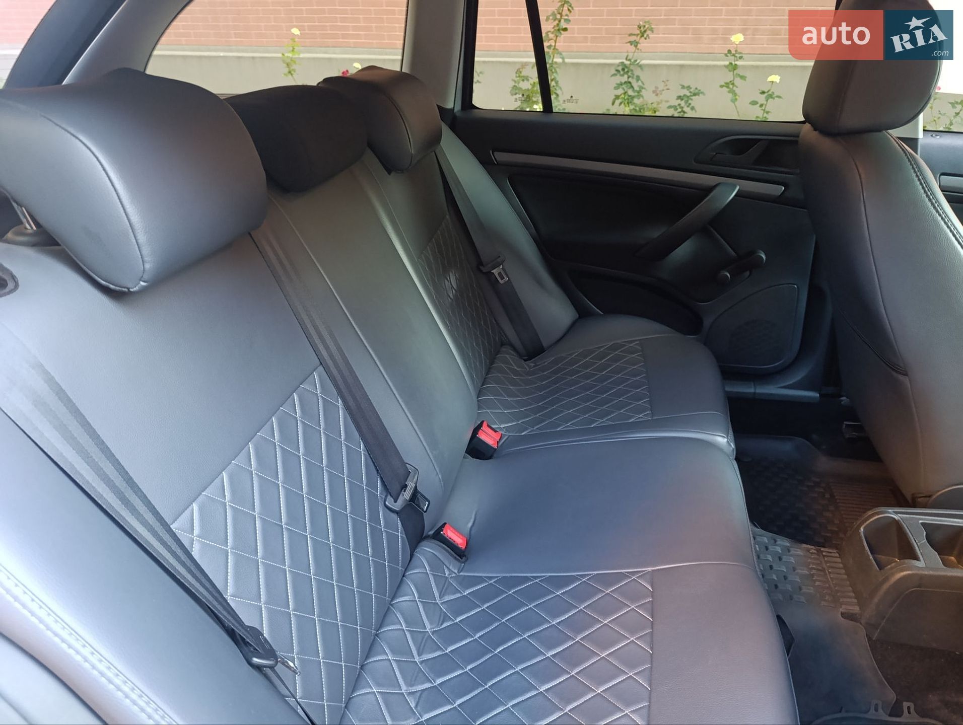 Skoda Octavia 2010 VIN TMBJJ21Z0B2038863 фото оголошення 12 з 23