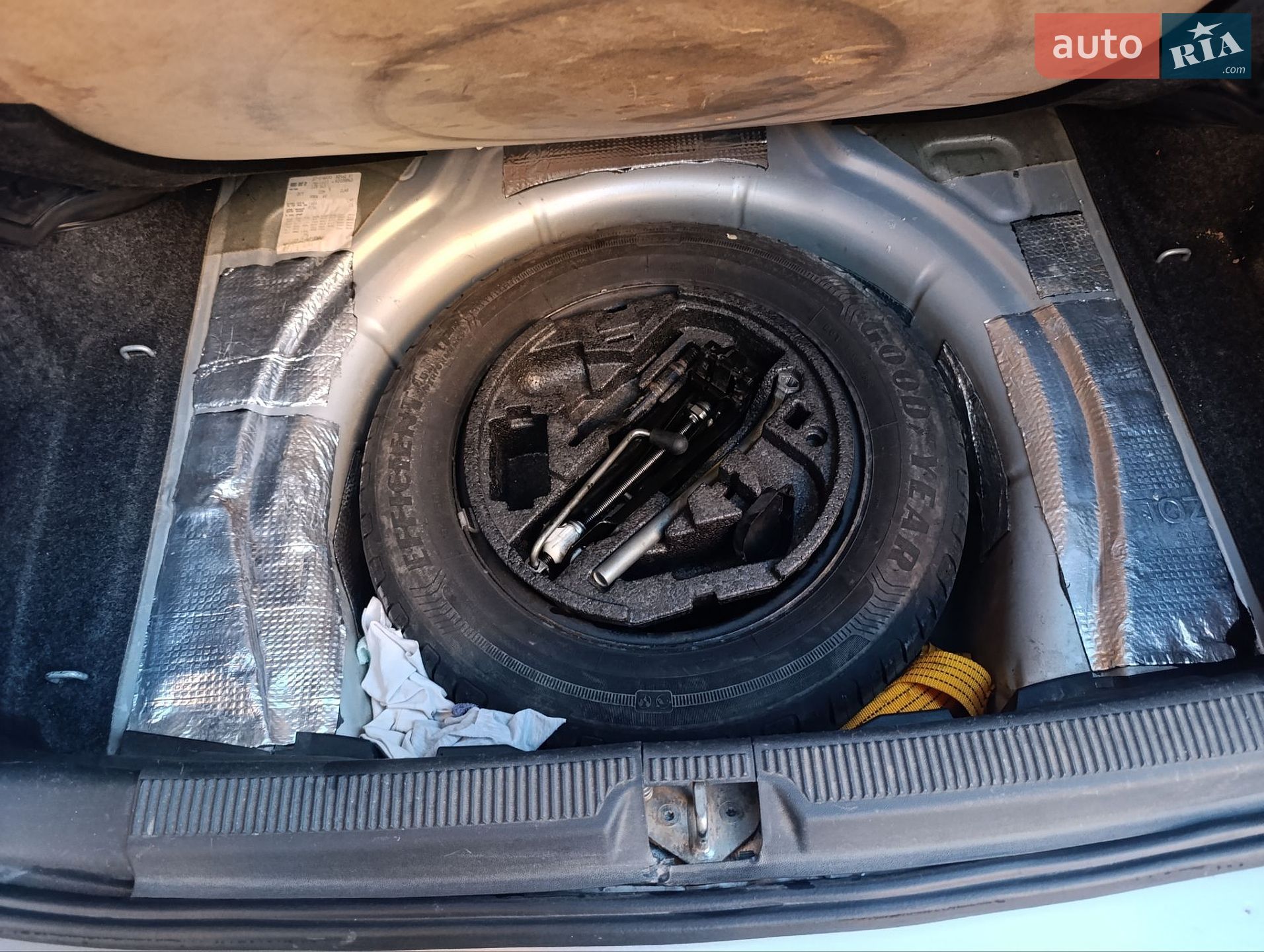 Skoda Octavia 2010 VIN TMBJJ21Z0B2038863 фото оголошення 14 з 23