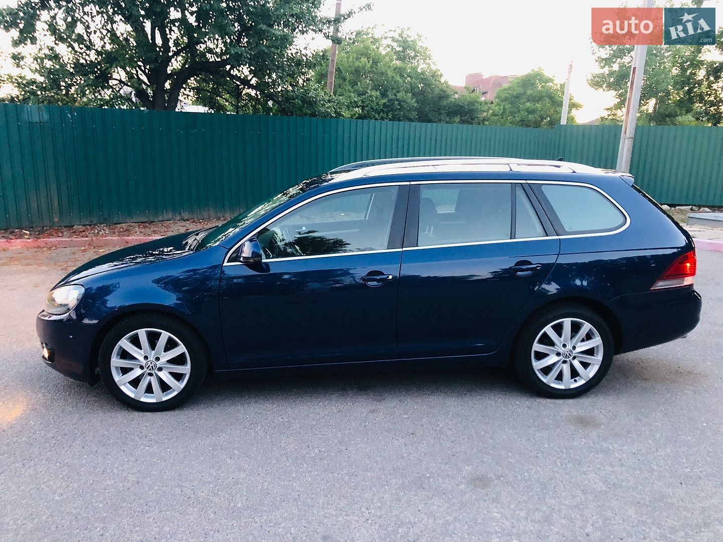 Volkswagen Golf 2010 VIN WVWZZZ1KZAM649115 фото оголошення 4 з 33