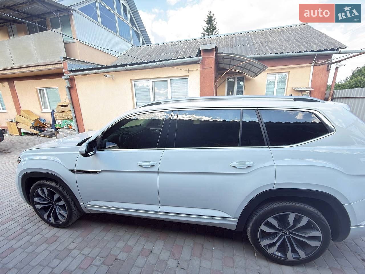 Volkswagen Atlas 2021 VIN 1V2FR2CA2NC510886 фото оголошення 9 з 33