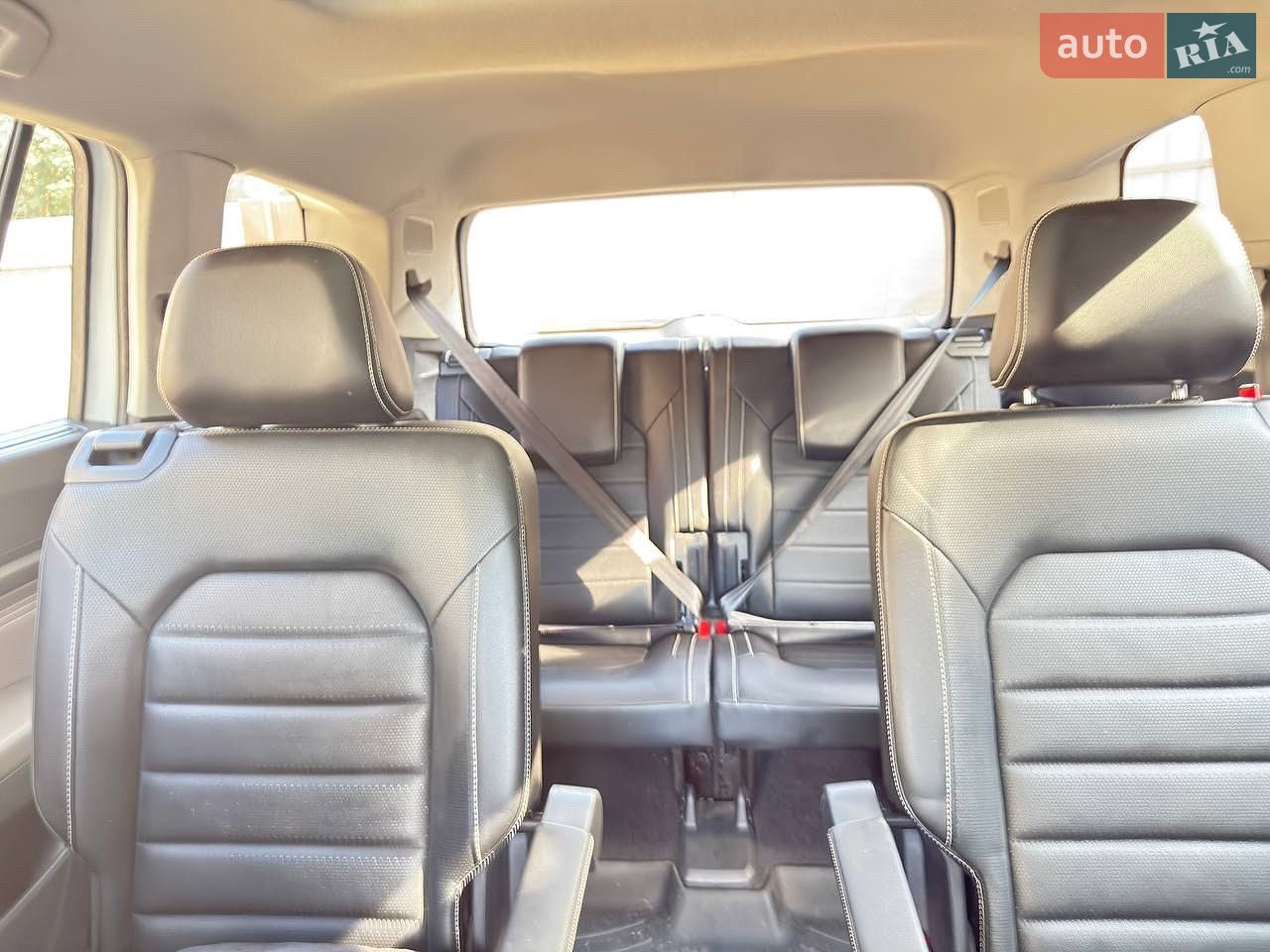 Volkswagen Atlas 2021 VIN 1V2FR2CA2NC510886 фото оголошення 15 з 33