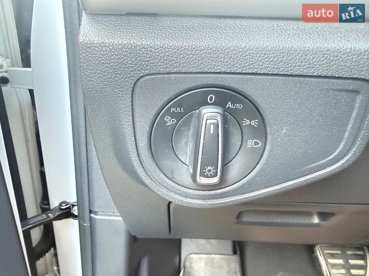 Volkswagen Atlas 2021 VIN 1V2FR2CA2NC510886 фото оголошення 16 з 33