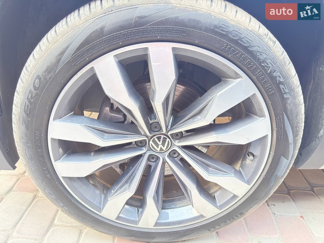 Volkswagen Atlas 2021 VIN 1V2FR2CA2NC510886 фото оголошення 25 з 33