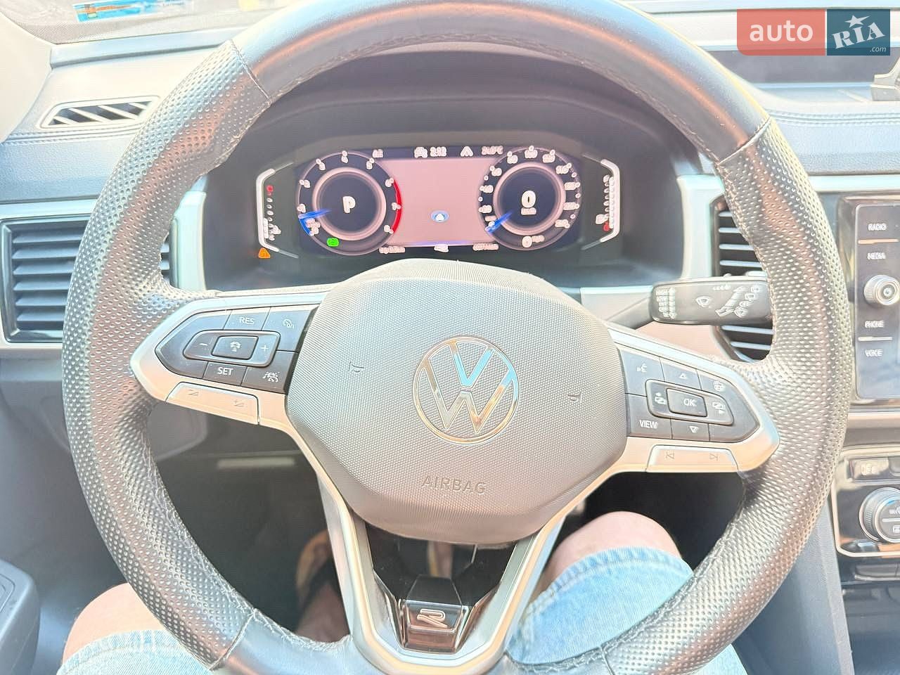 Volkswagen Atlas 2021 VIN 1V2FR2CA2NC510886 фото оголошення 30 з 33