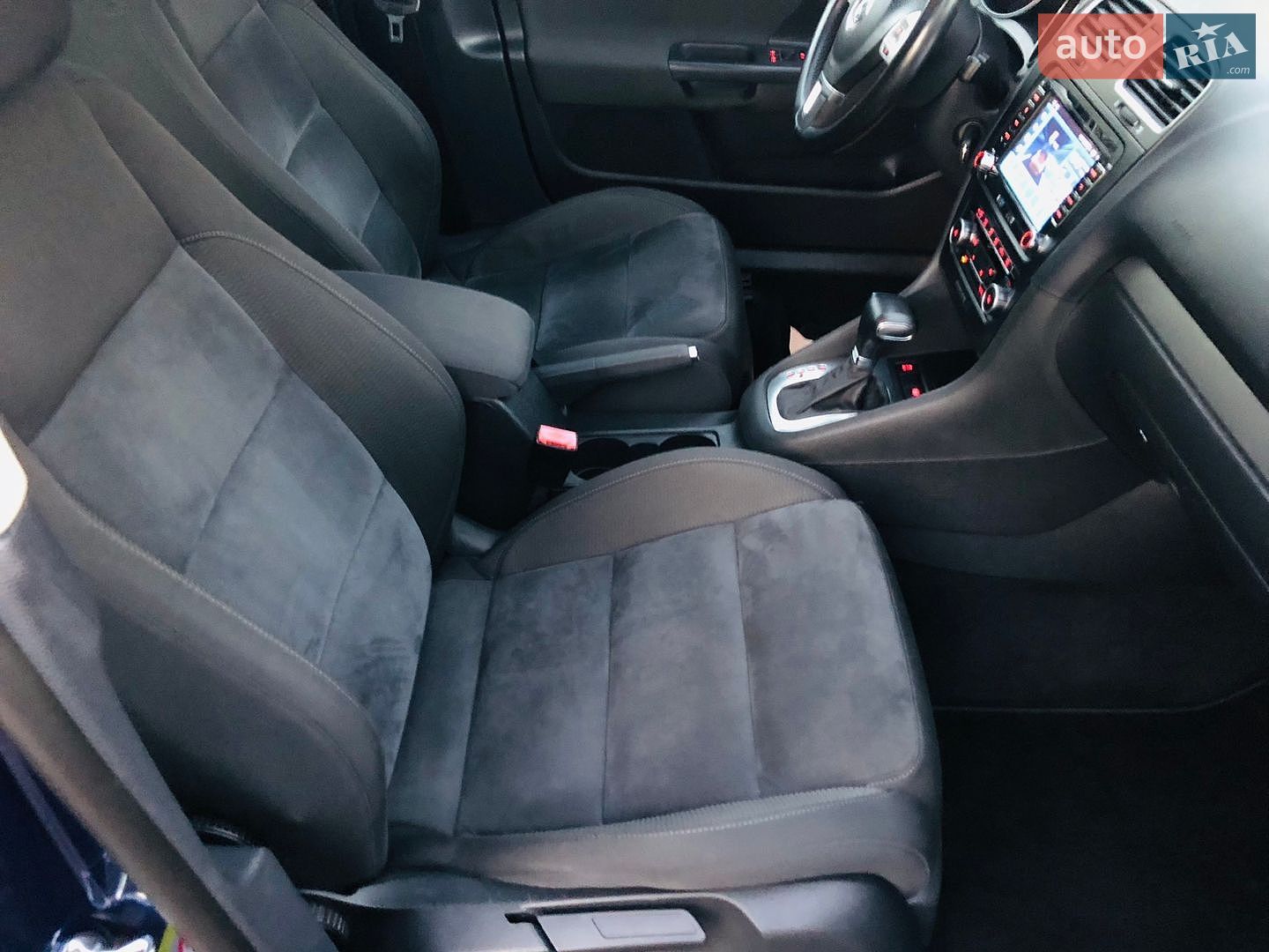 Volkswagen Golf 2010 VIN WVWZZZ1KZAM649115 фото оголошення 20 з 33