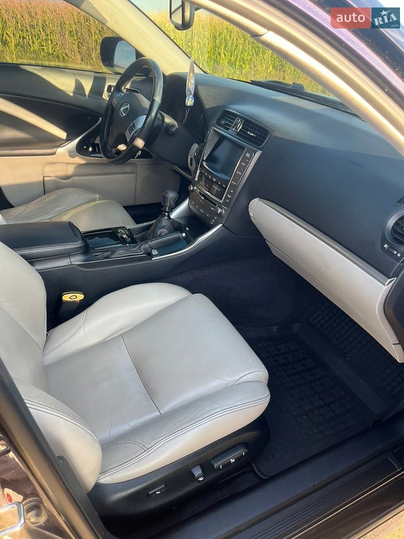 Lexus IS 2010 VIN JTHBX262X02040050 фото оголошення 14 з 18